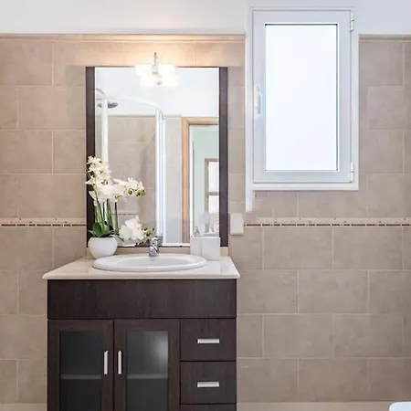 Madeira Mit Blick Auf Den Hafen Villa