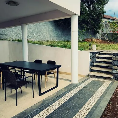 Madeira Mit Blick Auf Den Hafen Funchal