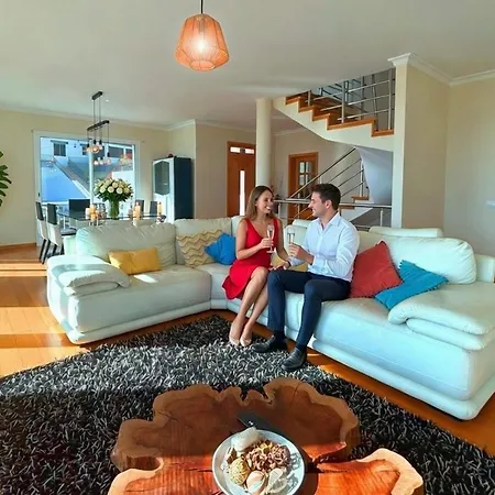 Madeira Mit Blick Auf Den Hafen Funchal (Madeira)