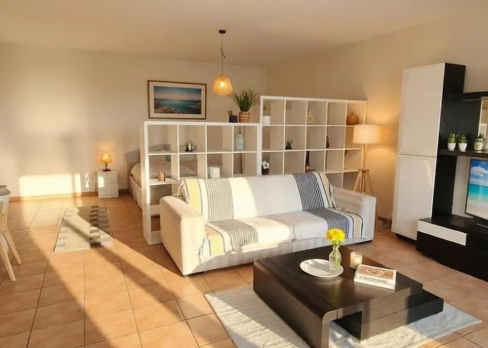 Villa Madeira Mit Blick Auf Den Hafen