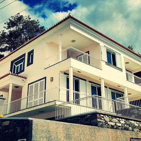 Madeira Mit Blick Auf Den Hafen Βίλα Φουνκάλ