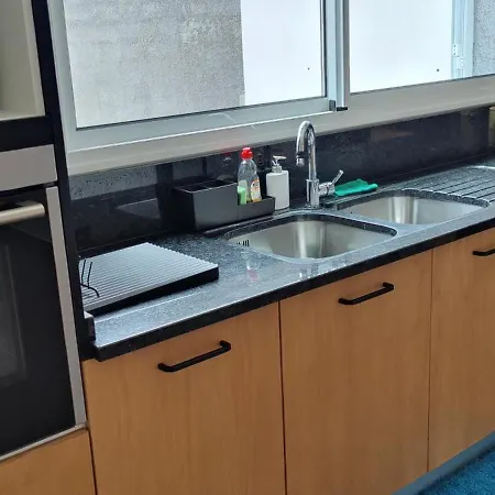 Madeira Mit Blick Auf Den Hafen Βίλα Φουνκάλ